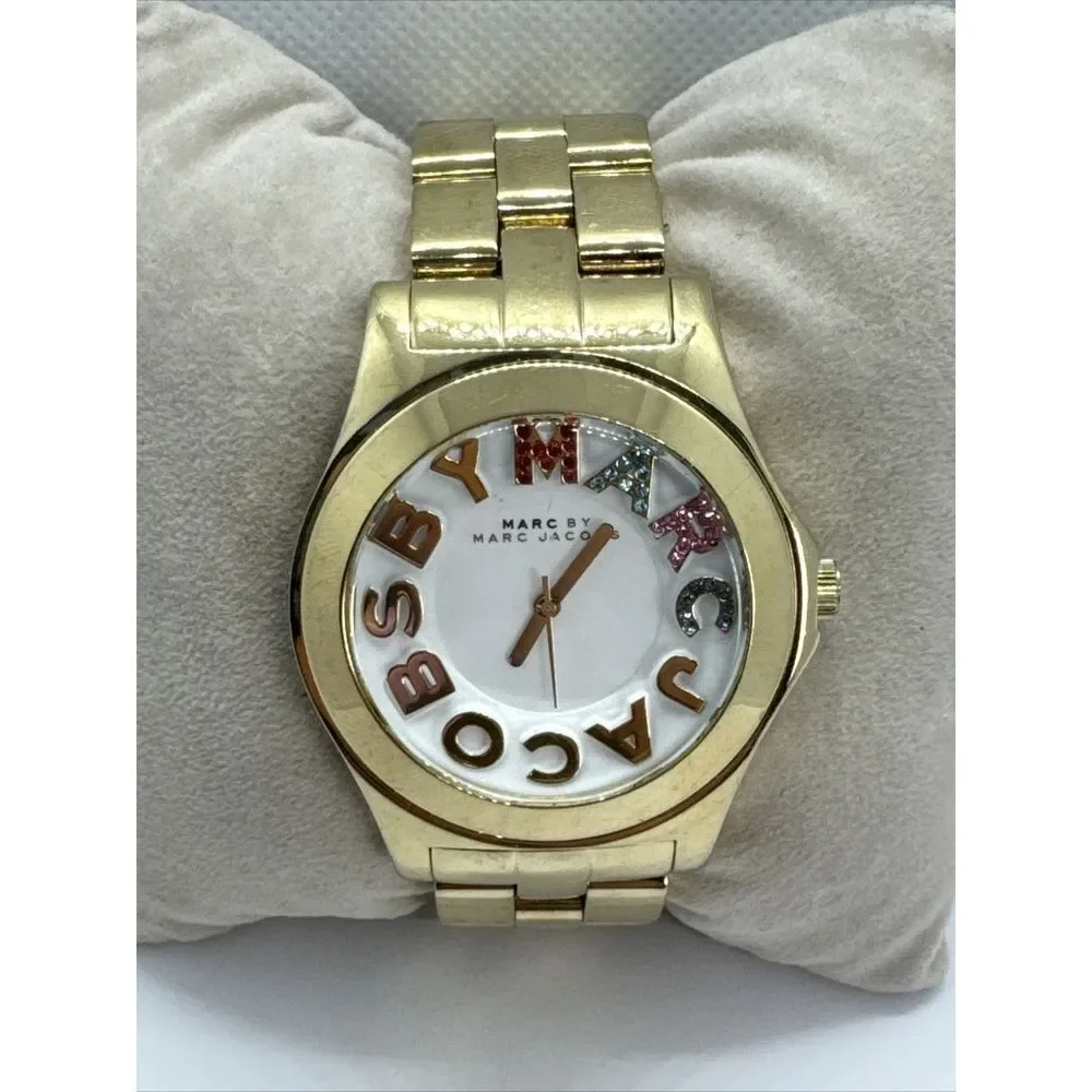 Marc Jacobs MBM3137 Womens Stainless Steel Analog Dial Quartz Wrist Watch JNA716